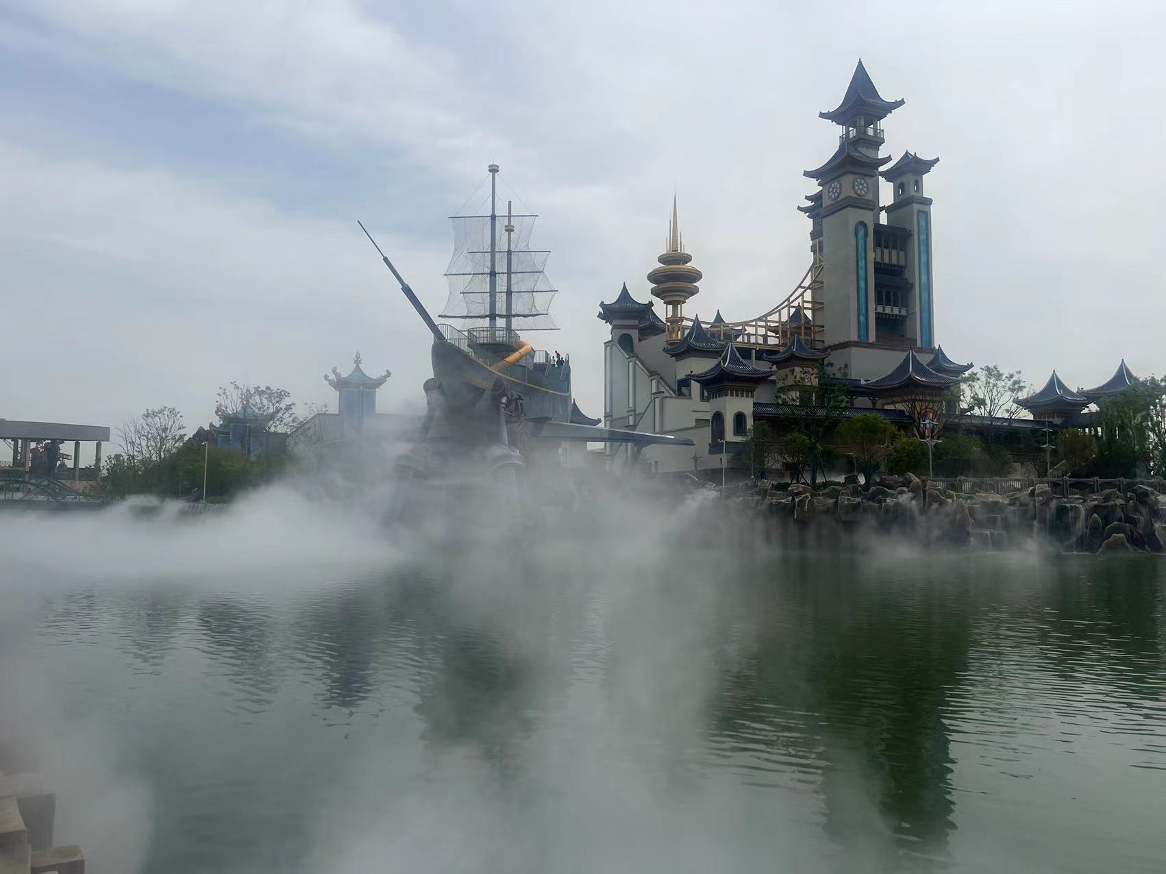 襄陽華僑城奇幻谷